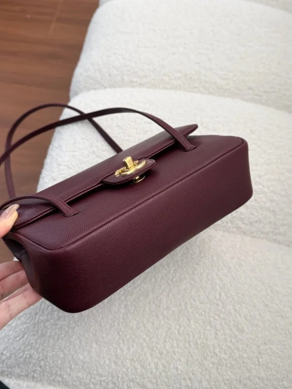 Classic CHANEL Bags: A Stylish and Versatile Choice for Elegance